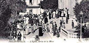 1964- Philippeville - Eglise - Sortie de Messe2